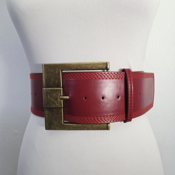 Wide Red Belt With Brass Buckle - Picture 3 of 8